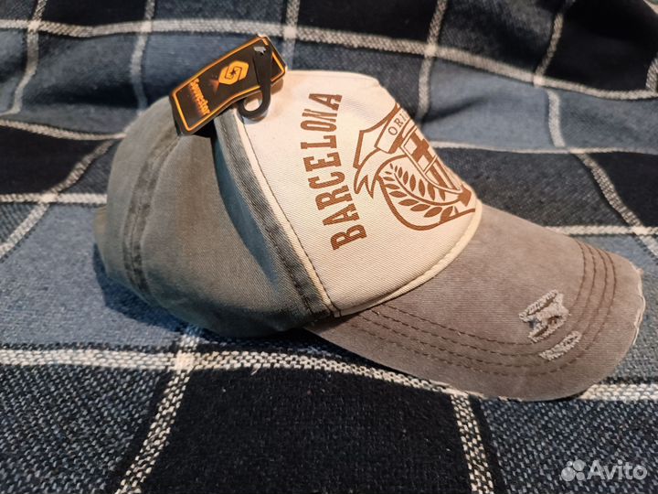 Бейсболка новая