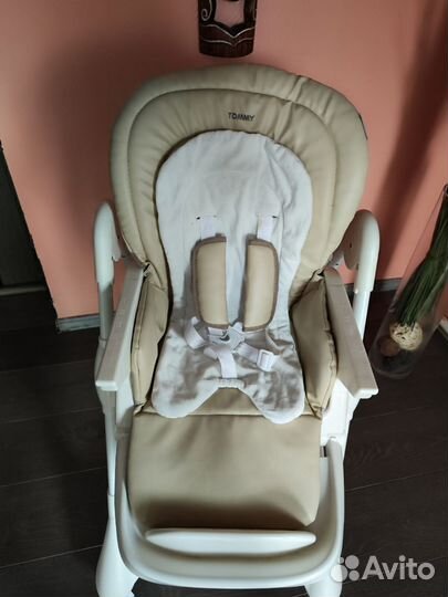 Стульчик для кормления tommy