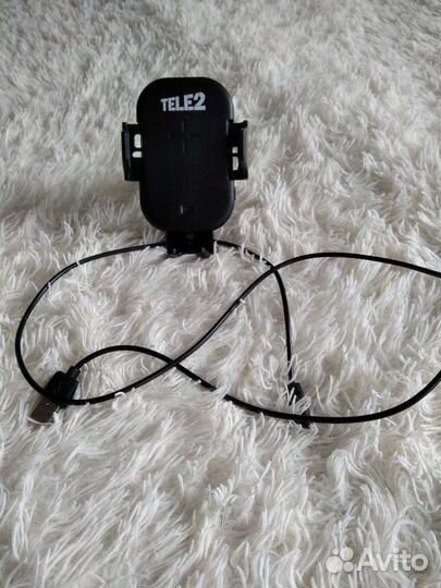 Держатель для телефона автомобильный с зарядкой