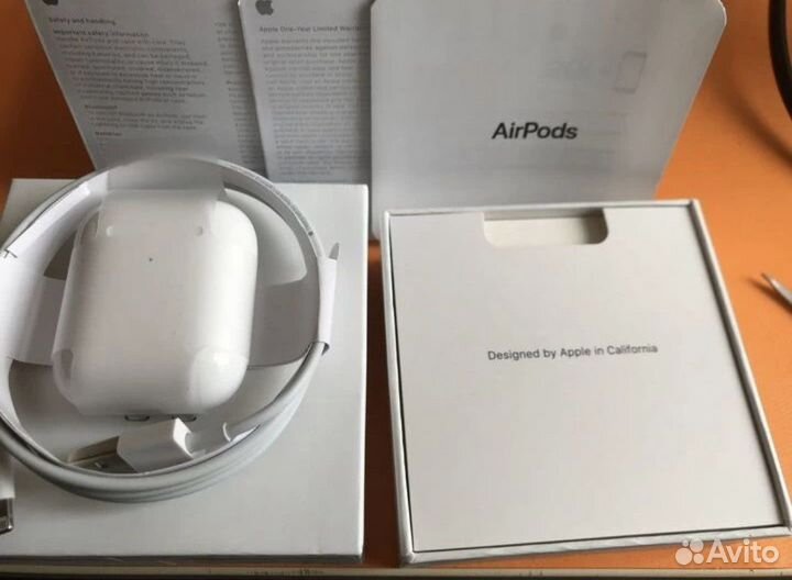 Беспроводные наушники новые