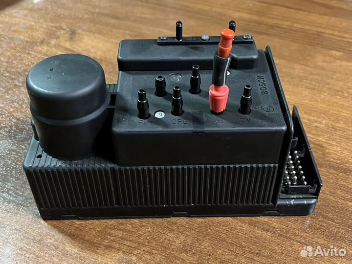 Компрессор центрального замка W140