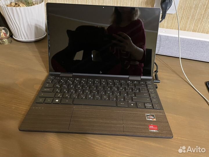 Ультрабук HP Envy x360