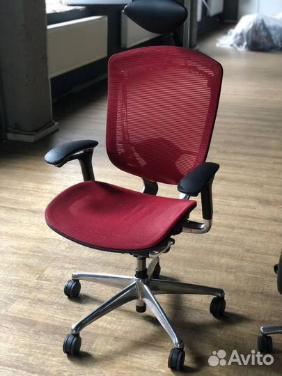 Кресло okamura