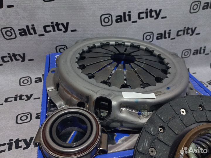 Комплект сцепления королла механика 5 ступ Aisin