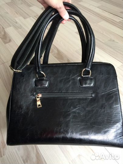 Сумка женакая в хорошем состоянии