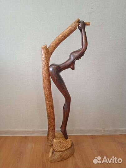 Скульптура из сосны