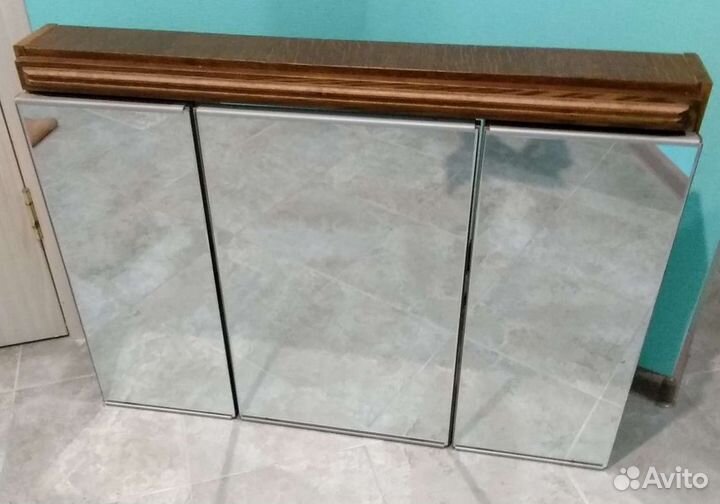 Полка настенная