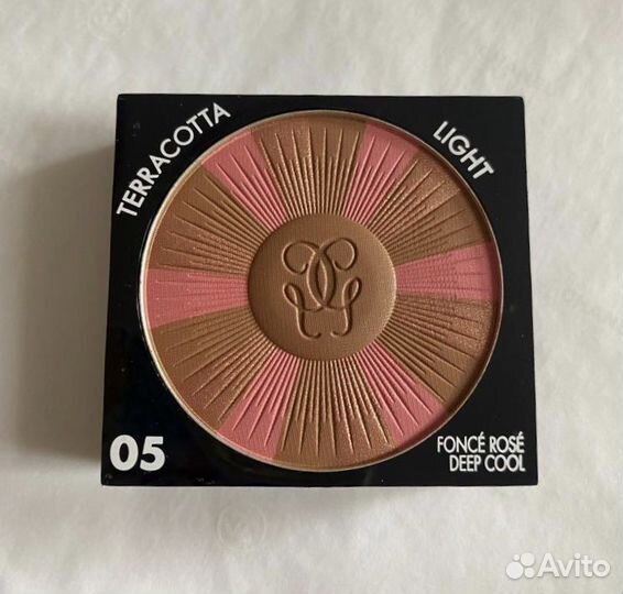 Пудра для лица с эффектом загара Guerlain