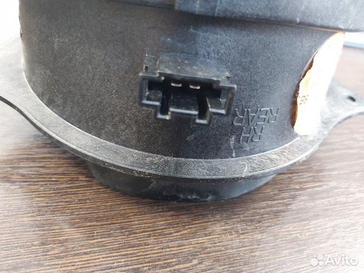 Динамик задний правый Bmw X5 E53 3.0D M57 2003