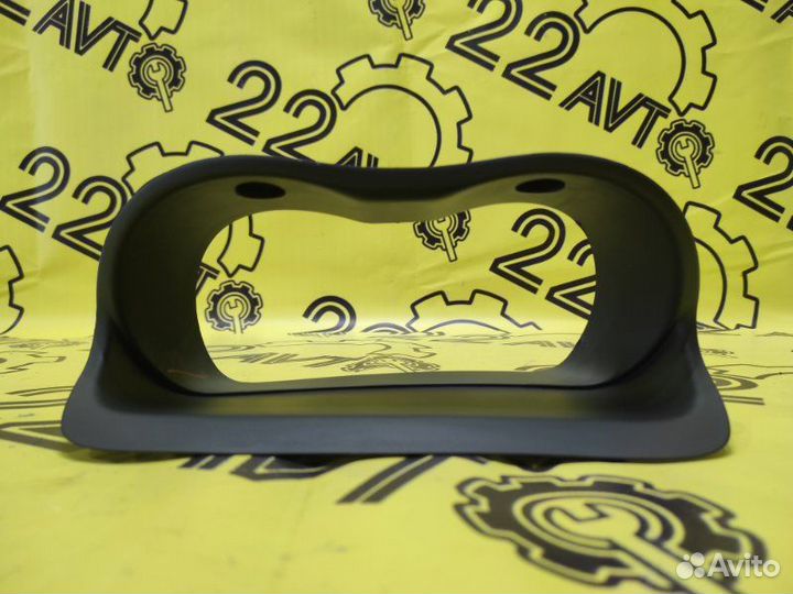 Накладка на панель приборов Toyota Ist NCP60