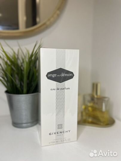 Женская парфюмерная вода Ange ou Demon от Givenchy