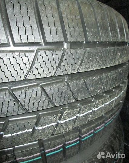 Continental ContiCrossContact Winter 275/40 R22 108V