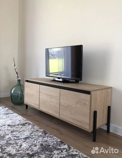 Тумба под телевизор