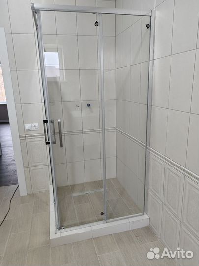Душевой уголок 100х100