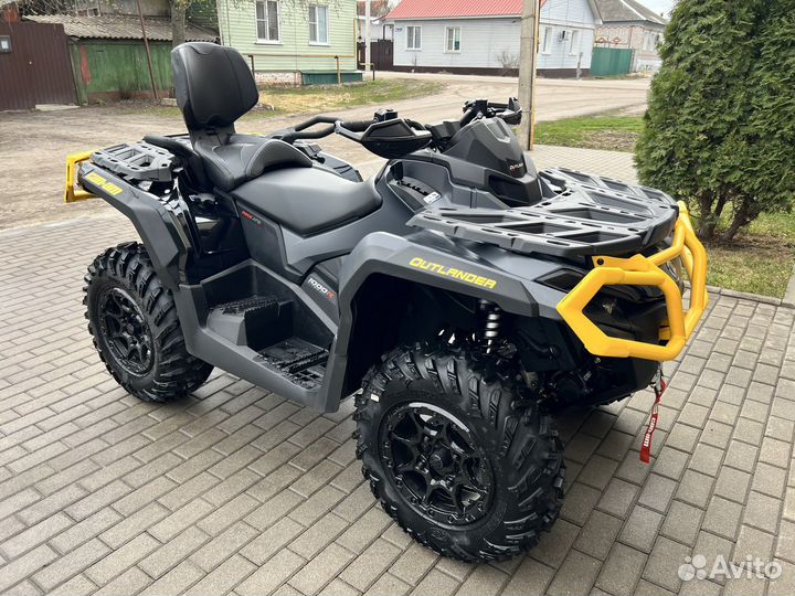 CAN-AM outlander 1000R MAX XT-P