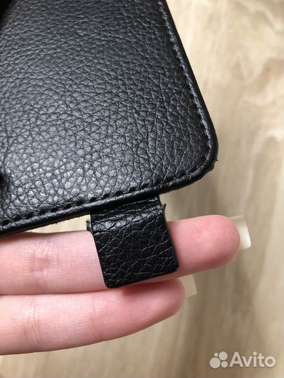 Чехол на телефон