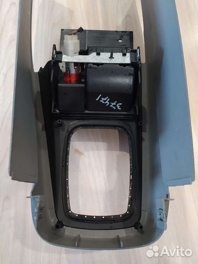 Консоль Bora Jetta 4, Golf 4