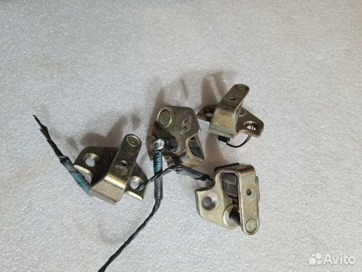 Датчик открытия двери Ford Mondeo 3 2006