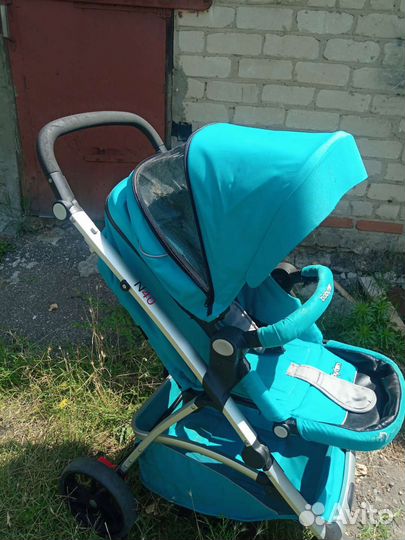 Прогулочная коляска