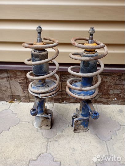 Стойки передние ваз 2108-2115