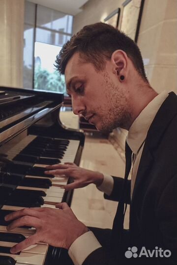 Уроки фортепиано, пианино и синтезатора