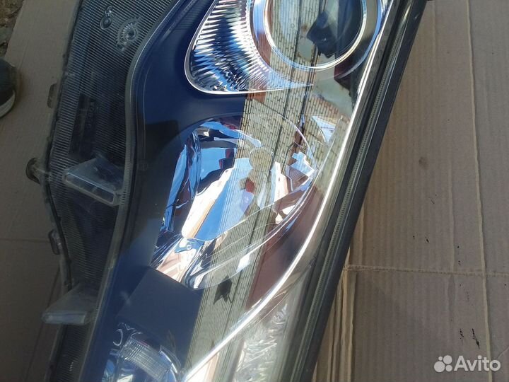 Toyota rav 4 40 фара правая
