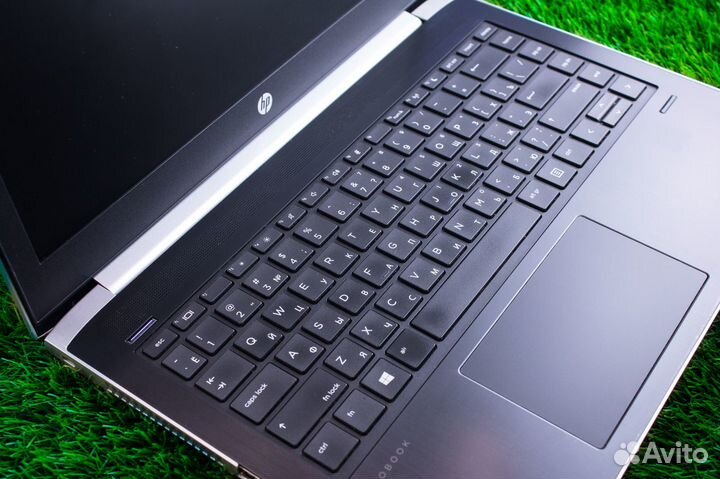 Ноутбук HP i5 8250, 8Gb, SSD 512Gb, 1920х1080