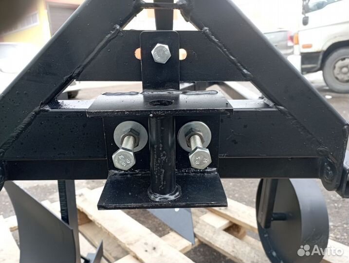 Плуг 2х-корпусный к минитрактору(1 и 3 точки)