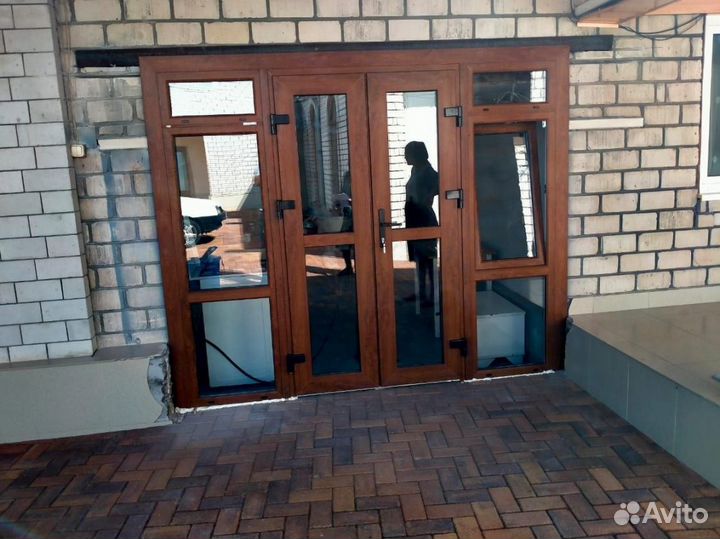 Пластиковая дверь в рассрочку