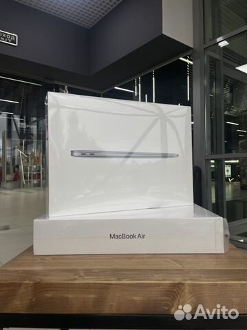 MacBook Air M1 8/256 с Русской Раскладкой Новый