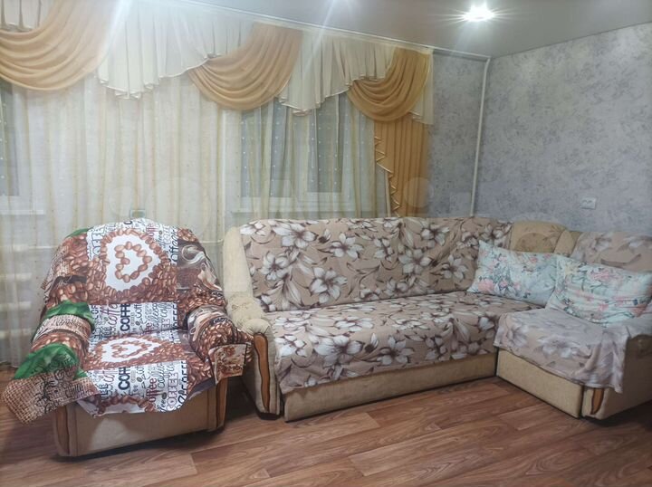 2-к. квартира, 58 м², 3/9 эт.