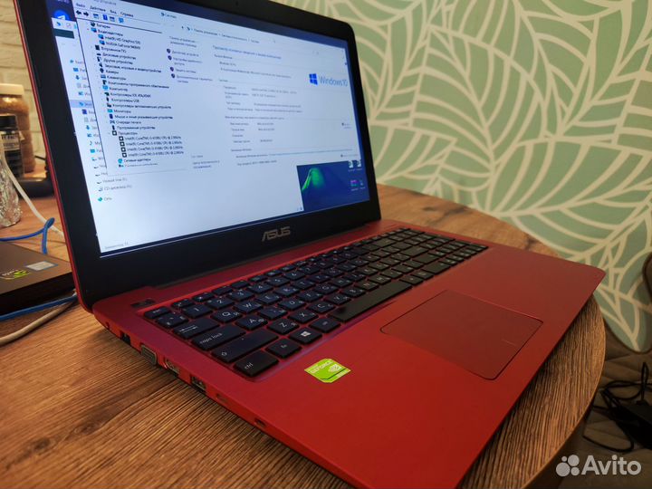 Ноутбук asus