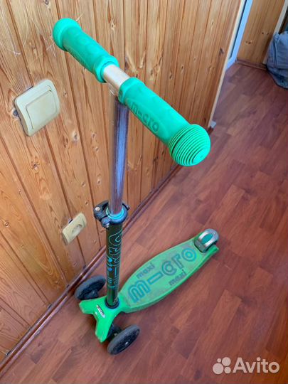 Самокат Maxi Micro