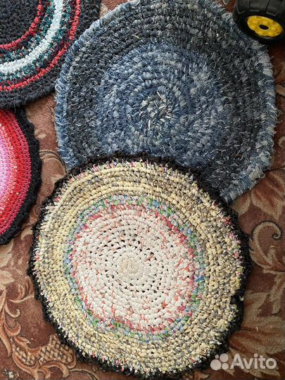 Коврик ручной работы