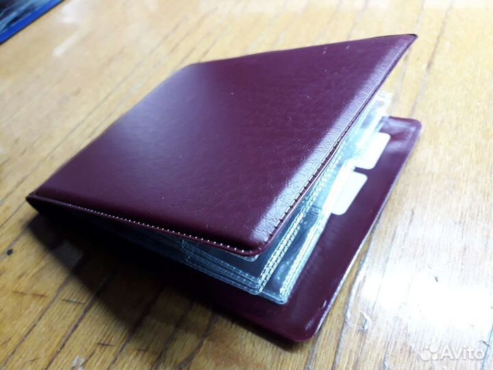 Коллекция натуральных камней и монет