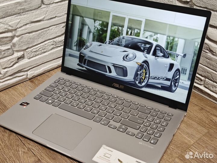 Мощный современный ноутбук Asus 12Gb/SSD256
