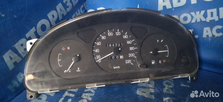Панель приборов Chevrolet Lanos седан A16DMS 2005