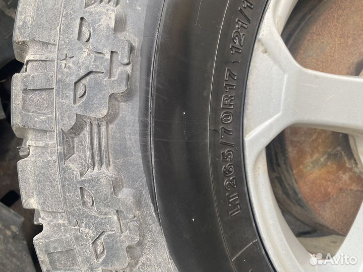 Fronway RockHunter M/T 265/70 R17