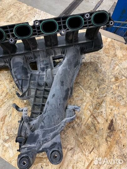 Коллектор впускной Land Rover Freelander 2 3.2