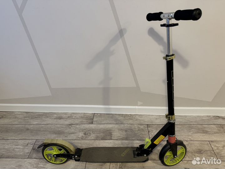 Самокат складной Roces 200