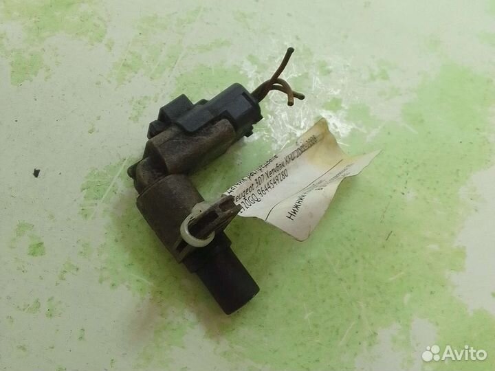Датчик распредвала Citroen/Peugeot