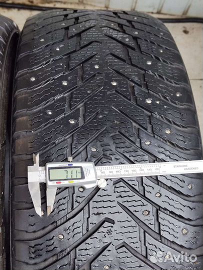 Nokian Tyres Hakkapeliitta 8 SUV 285/60 R18 116T