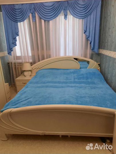 Продаю покрывало и ламбрикен