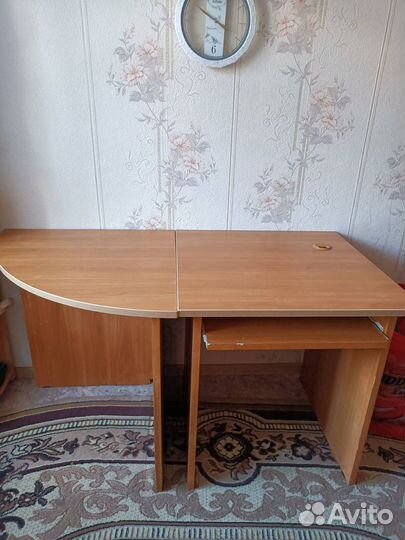 Компьютерный стол