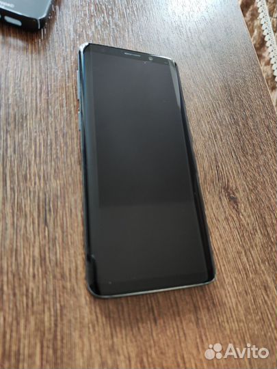 Samsung Galaxy S9, 4/64 ГБ