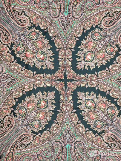 Павловопосадский платок шерсть+шелк 148 на 148 см