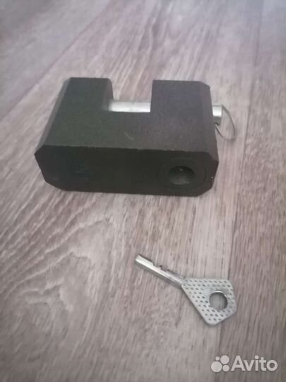 Замок гаражный навесной