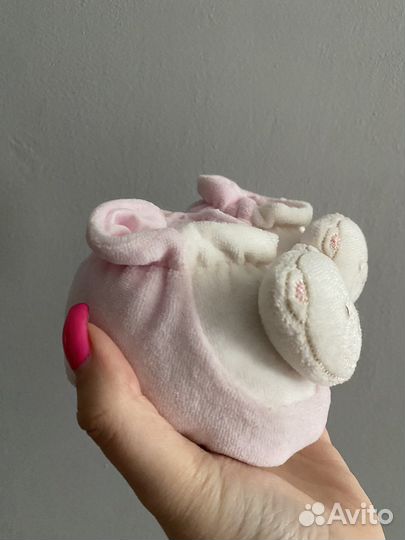 Шапочка и пинетки