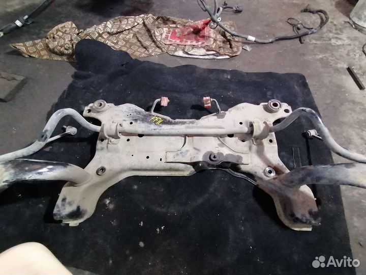 Подрамник передний Ford Focus 2