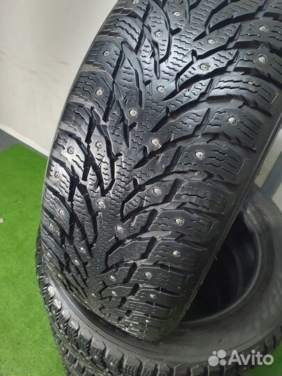 Nokian Tyres Hakkapeliitta 9 SUV 235/55 R19